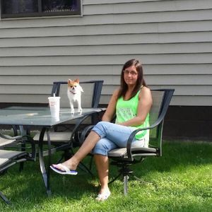 Meet your Posher, Della